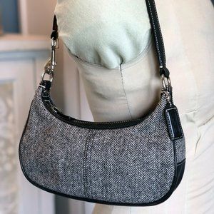 Authentic Coach Herringbone Hobo Handbag G3J 9398